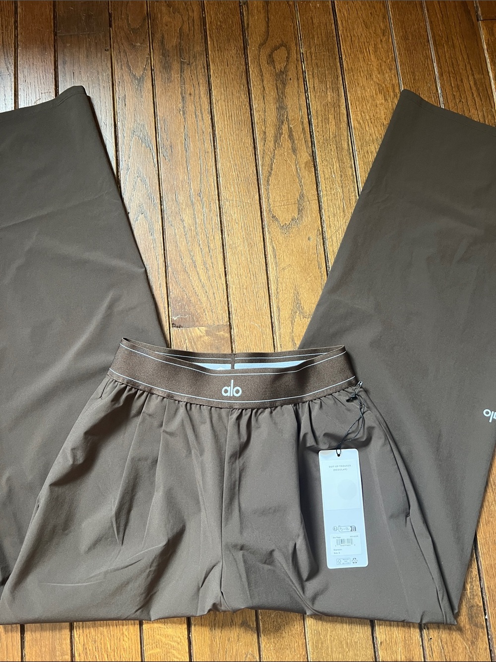 Alo Yoga Espresso Brown Suit Up Trouser Size Small NWT - Picture 5 of 6